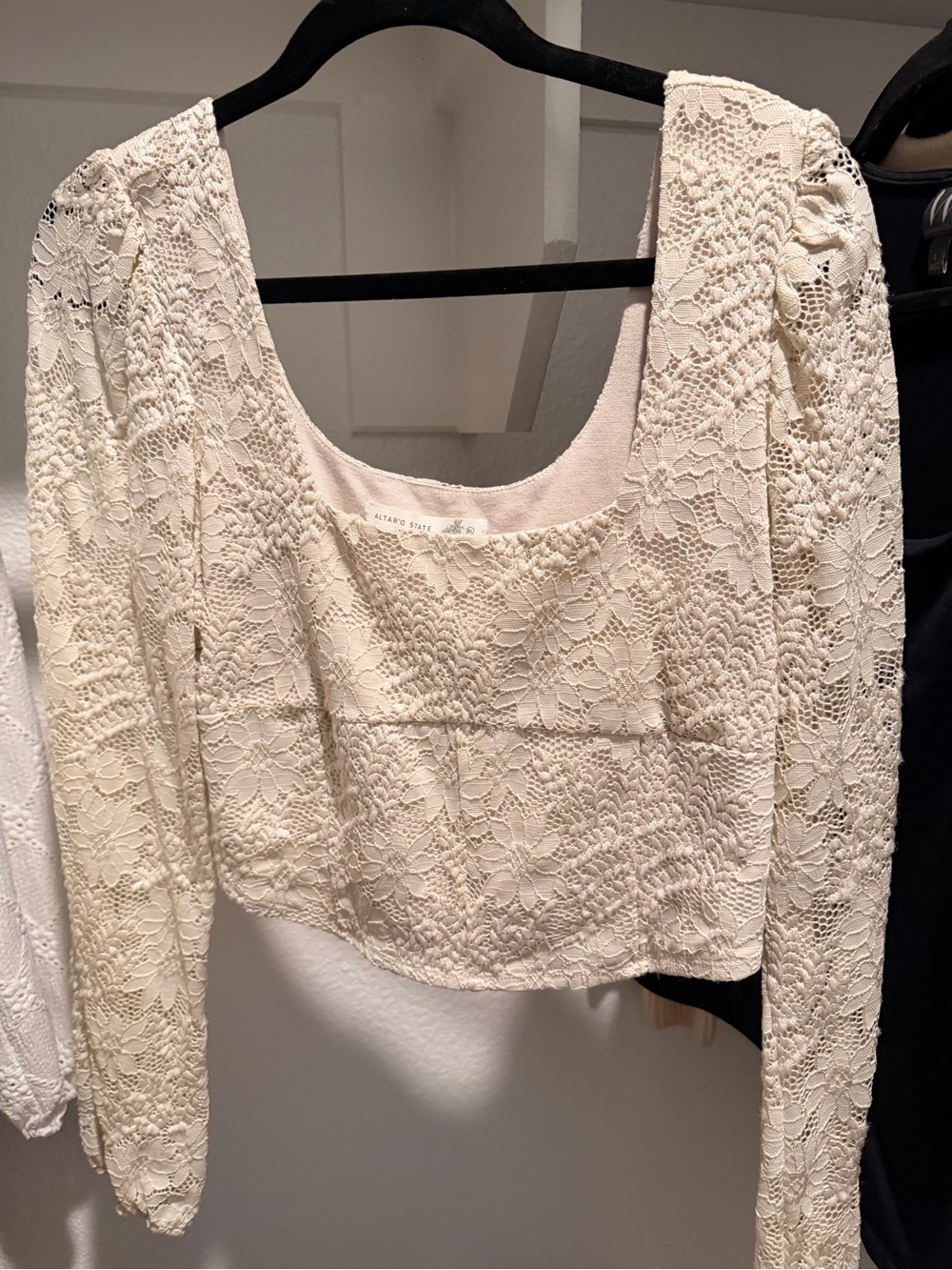 Altar'd State Cream Lace Cropped Long-Sleeve Top